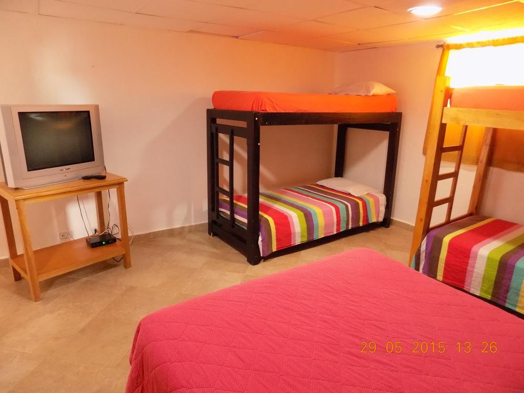 ריונגרו Hostal El Hangar חדר תמונה