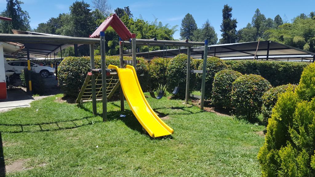 ריונגרו Hostal El Hangar מראה חיצוני תמונה