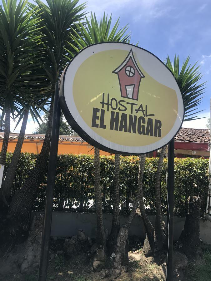 ריונגרו Hostal El Hangar מראה חיצוני תמונה
