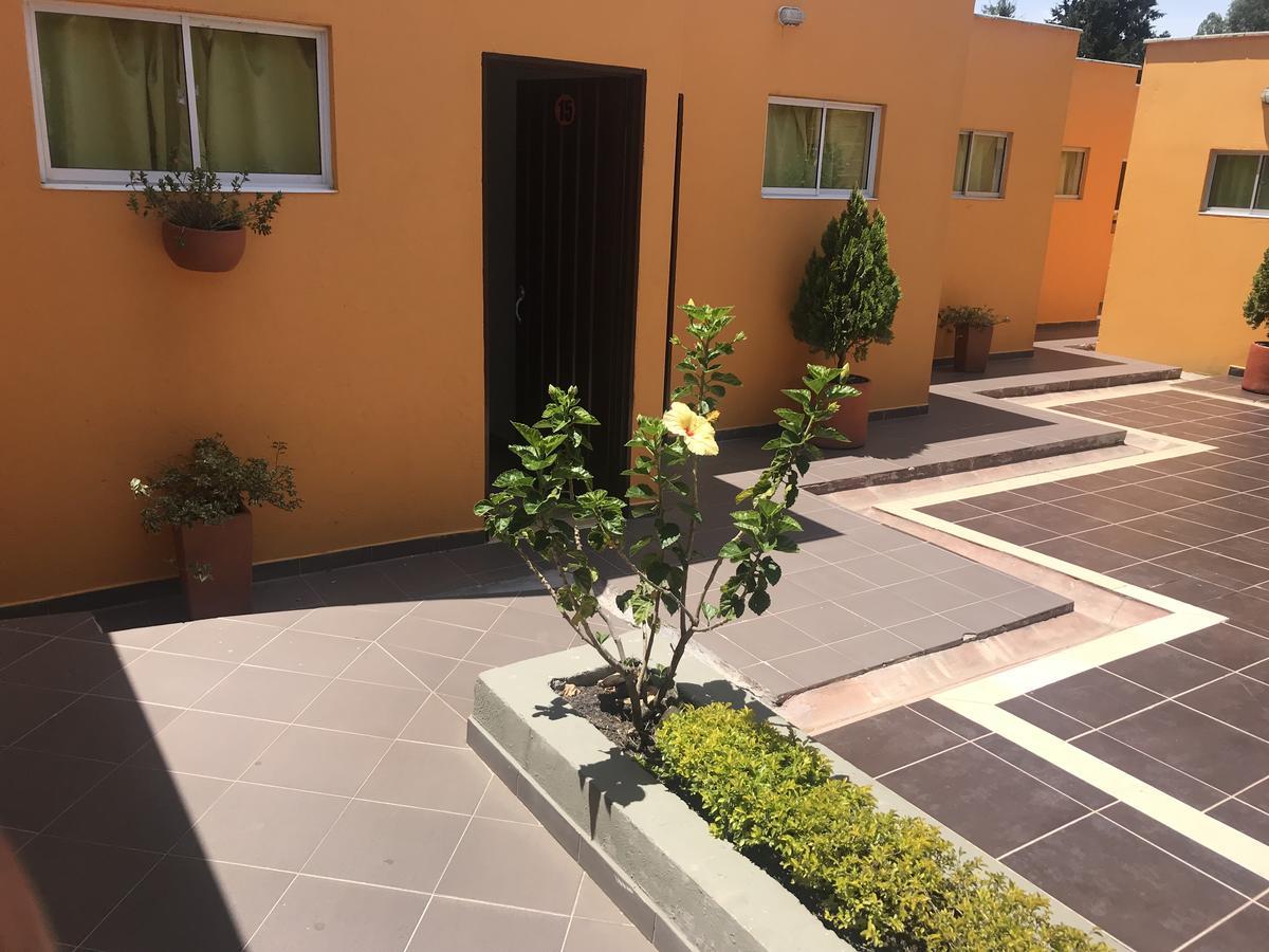 ריונגרו Hostal El Hangar מראה חיצוני תמונה